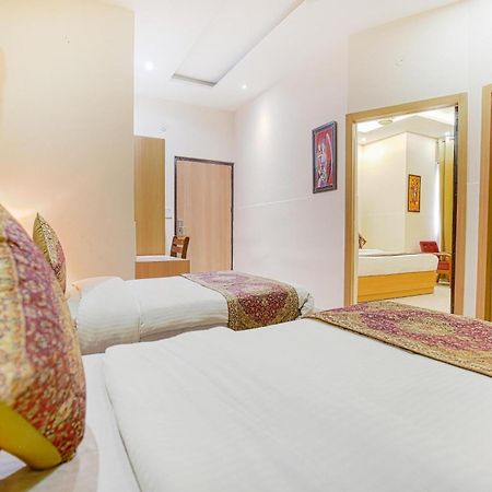 Hotel Ricky International Amritsar Buitenkant foto