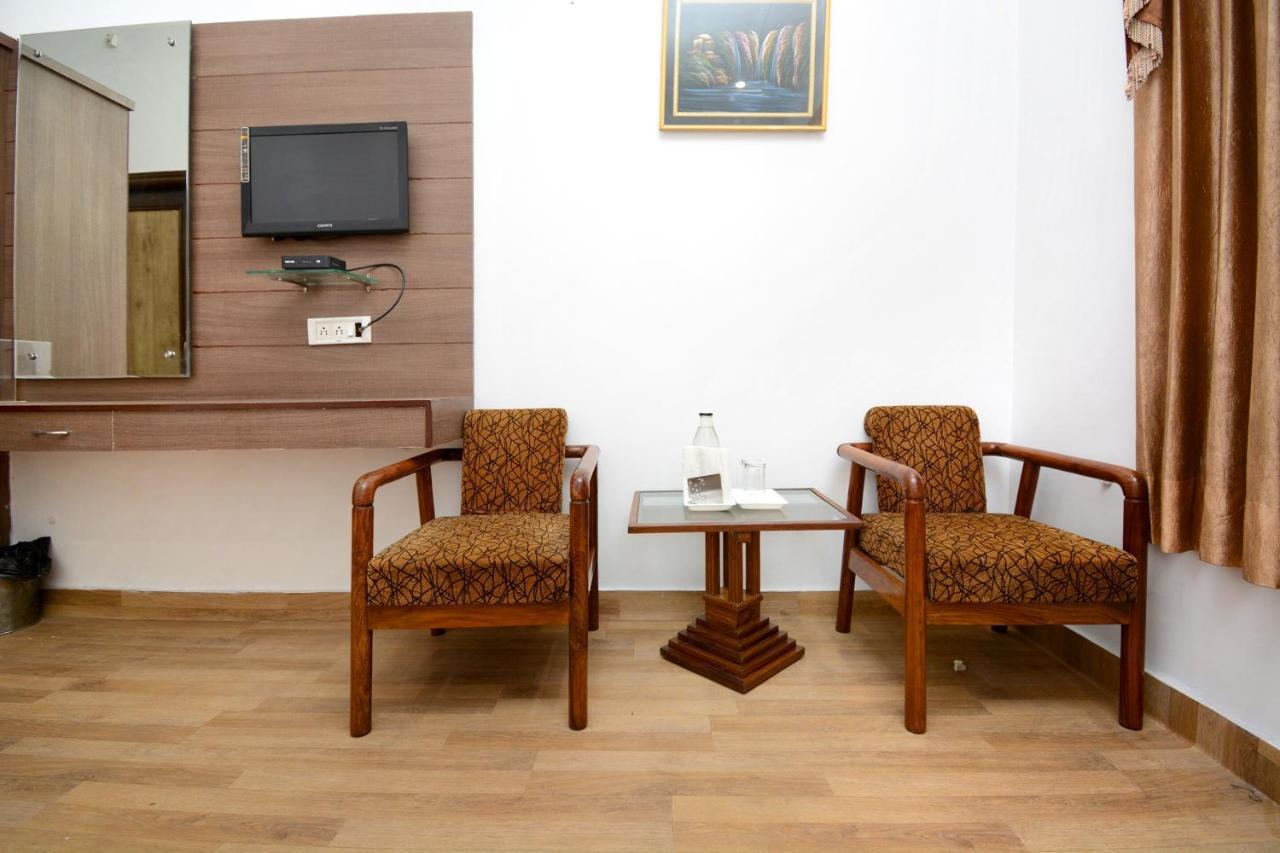 Hotel Ricky International Amritsar Buitenkant foto