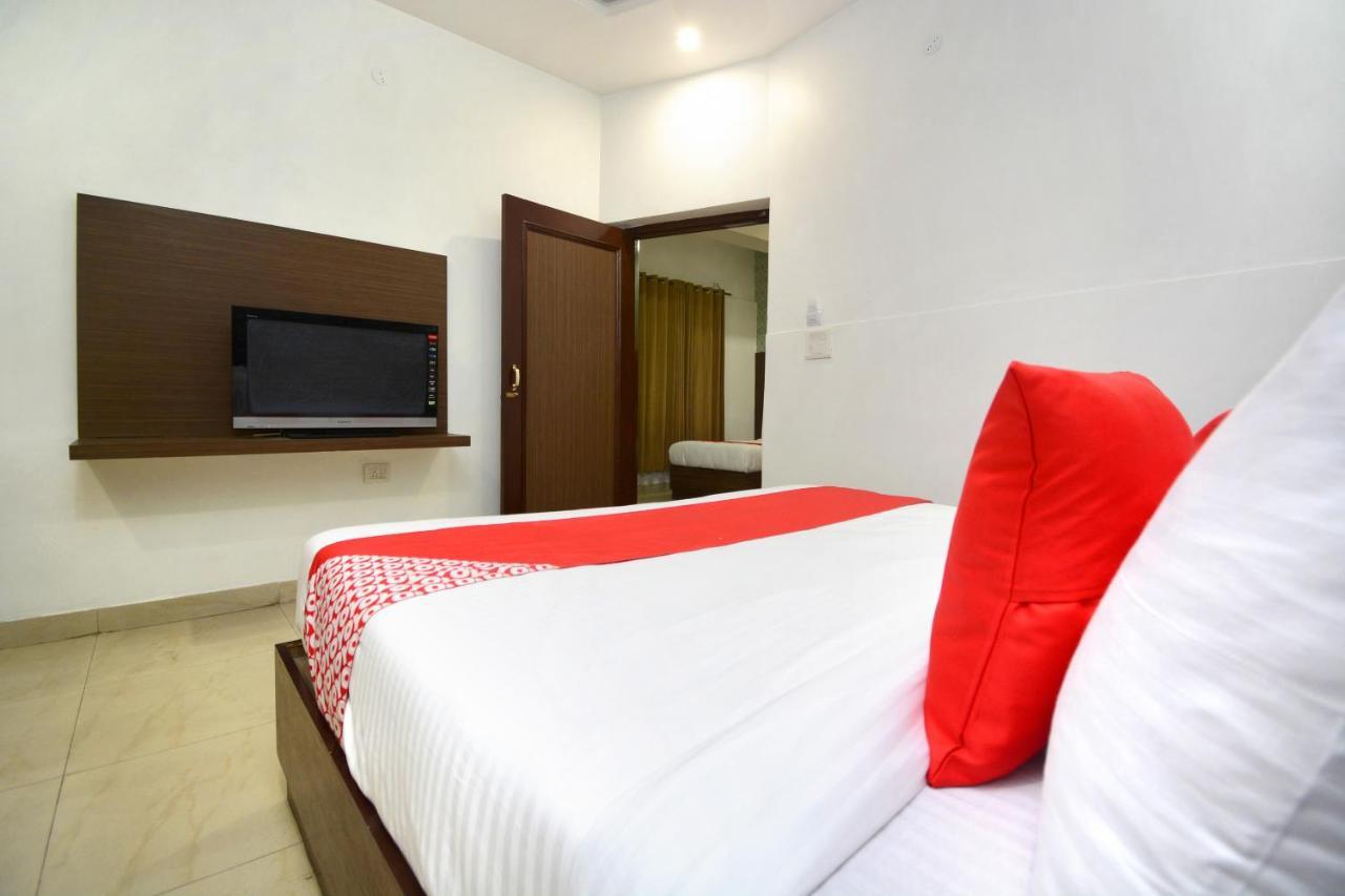 Hotel Ricky International Amritsar Buitenkant foto