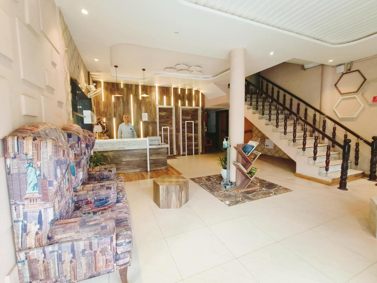 Hotel Ricky International Amritsar Buitenkant foto