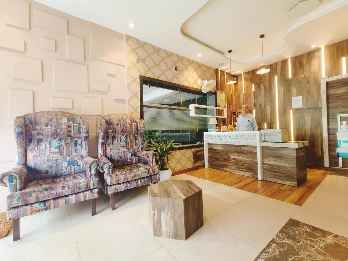 Hotel Ricky International Amritsar Buitenkant foto